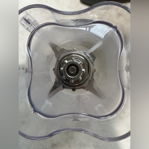 Jamba Appliances 2.4 hp Blender with 64 oz Jar, Grey (58910) - Picture 12 of 14